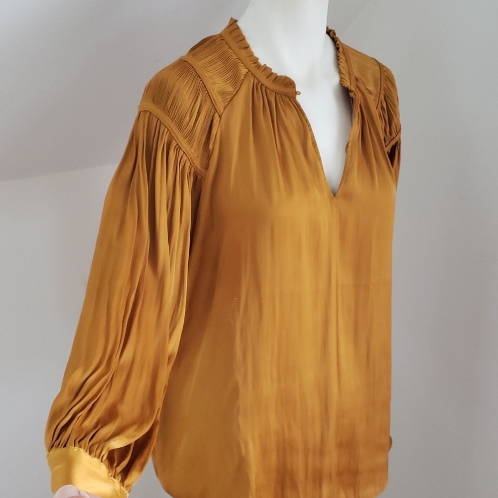 Rachel Zoe golden/bronze flowy pinch pleat shoulder balloon longsleeve Large Top